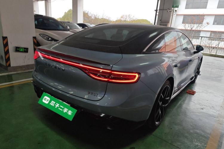 Used Hima Luxeed S7 2024 Max RS
