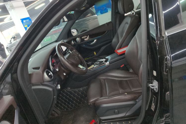 Used Mercedes-Benz GLC 2018 GLC 260 4MATIC Luxury Model