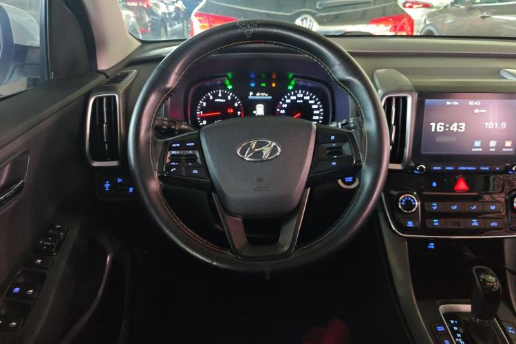 Used Hyundai ix35 2020 2.0L Automatic 2WD Zhiyong·Changxiang Edition
