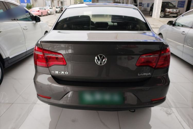 Used Volkswagen Bora 2014 1.6L Automatic Fashion Model
