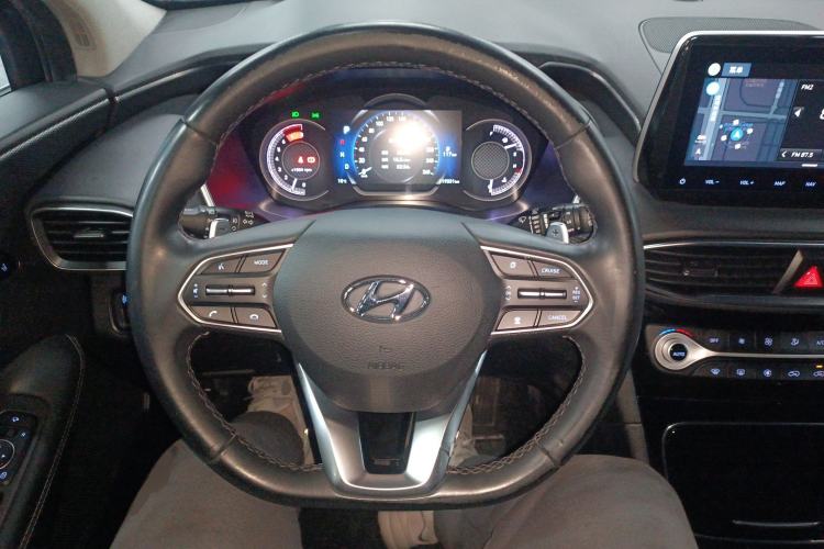 Used Hyundai Santa Fe 2019 380 TGDi DLX Automatic Two-Wheel Drive Prestige Plus Version China VI Standard