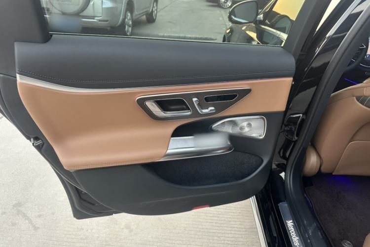 Used Mercedes-Benz E-Class 2025 Facelift E 300 L Luxury Edition
