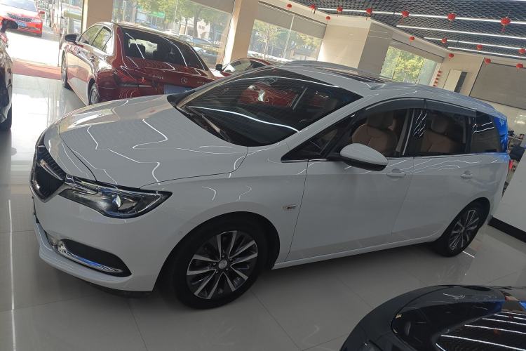 Used Buick GL6 2021 323T Mild Hybrid Connect Prestige Model
