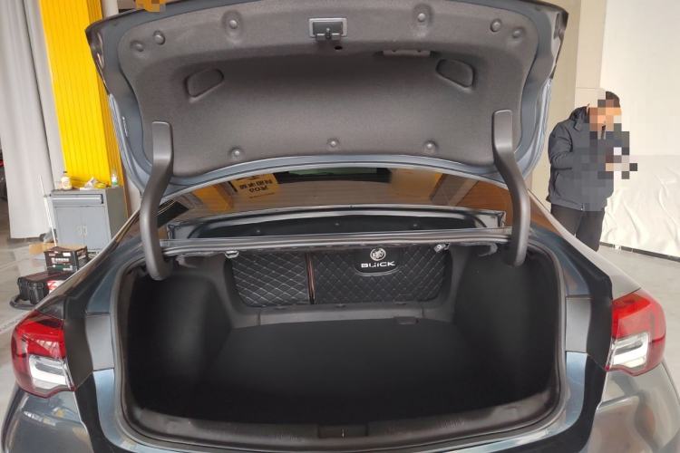 Used Buick Regal 2020 552T Luxury Version
