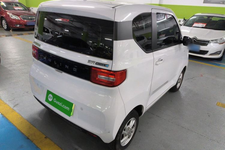 Used Wuling Hongguang MINIEV 2021 Macaron Premium Model – Lithium-NMC
