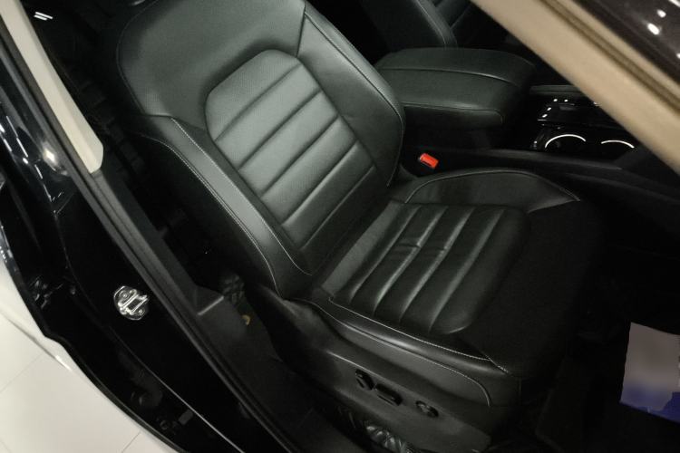 Used Volkswagen Teramont 2017 330TSI Two-Wheel-Drive Luxury Edition