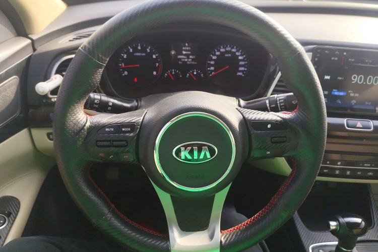 Used Kia K4 2014 1.8L Automatic GLS
