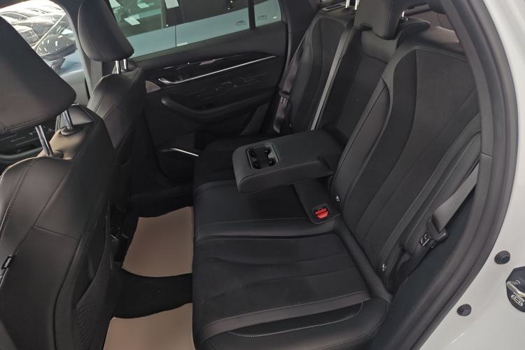 Used Geely Auto Monjaro L 2024 2.0TD High-Power Automatic Two-Wheel Drive Skyline Edition