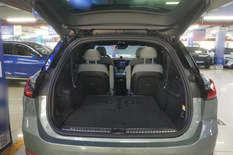 Used Nio ES8 2020 450 km Range 6-Seater Version
