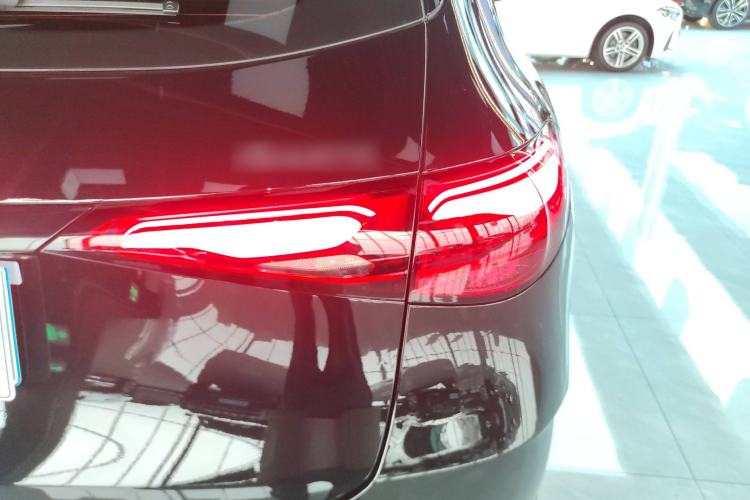 Used Mercedes-Benz GLC 2024 GLC 260 L 4MATIC Luxury Model 5 Seats
