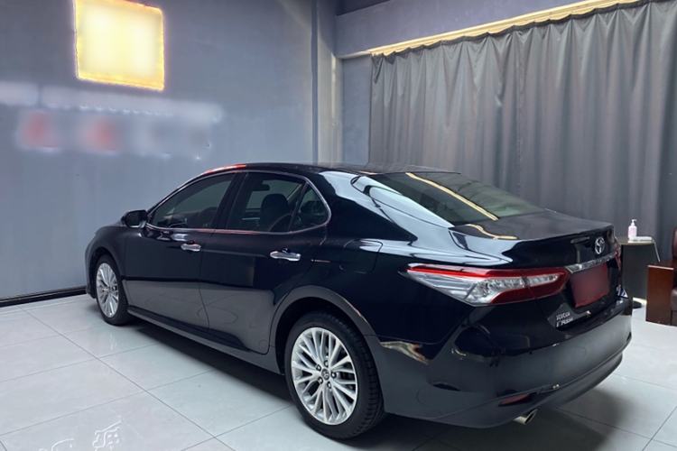 Used Toyota Camry 2018 2.5G Luxury Edition
