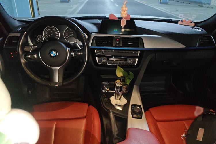 Used BMW 3 Series 2019 320i M Sport Package
