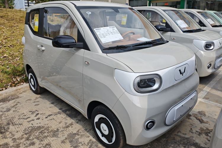 Used Wuling Hongguang MINIEV 2024 3rd Generation 215km Youth Edition