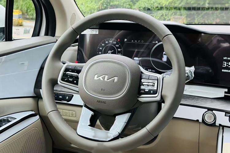 Used Kia Carnival 2021 2.0T Luxury Tech Edition
