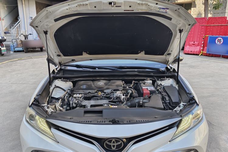 Used Toyota Camry 2018 2.5G Luxury Edition
