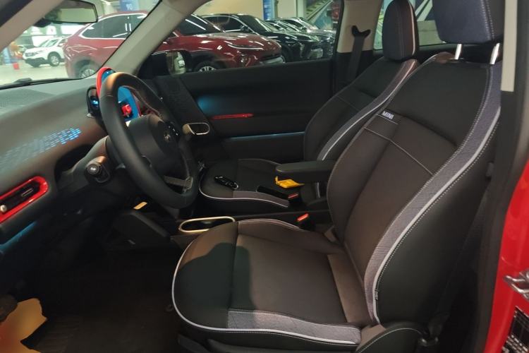 Used MINI Electric MINI COOPER 2024 456km COOPER E Classic Edition