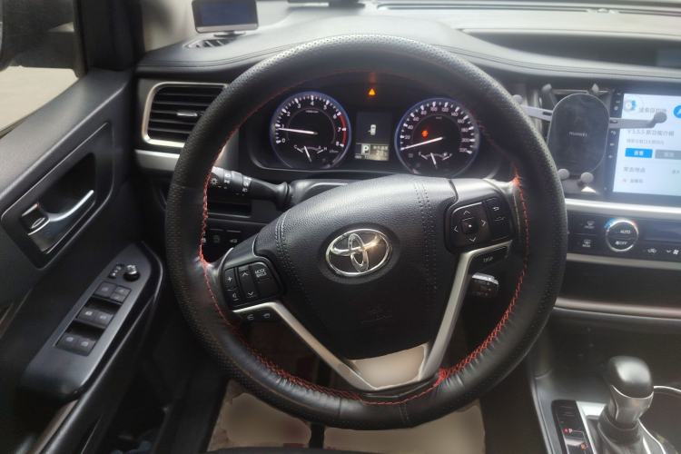 Used Toyota Highlander 2015 2.0T Four-Wheel Drive Luxury Edition 7-Seater