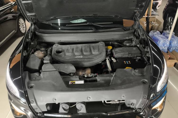 Used  Cherokee 2017 2.0L Superior Edition
