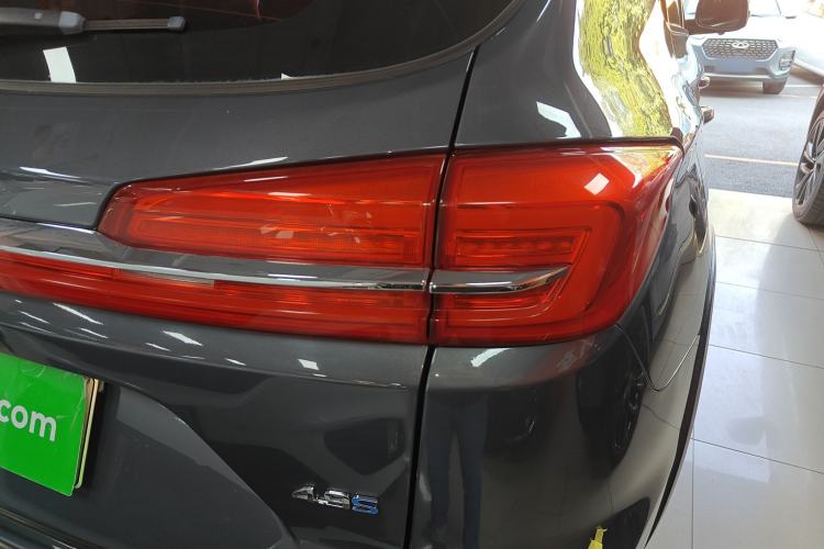 Used BYD Song New Energy 2019 Song DM 1.5TID Smart Connect Premium Model
