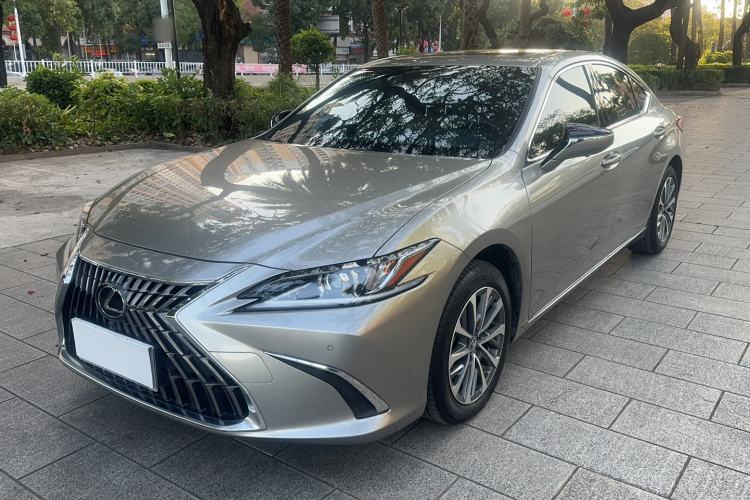Used Lexus ES 2024 200 Premium Edition

