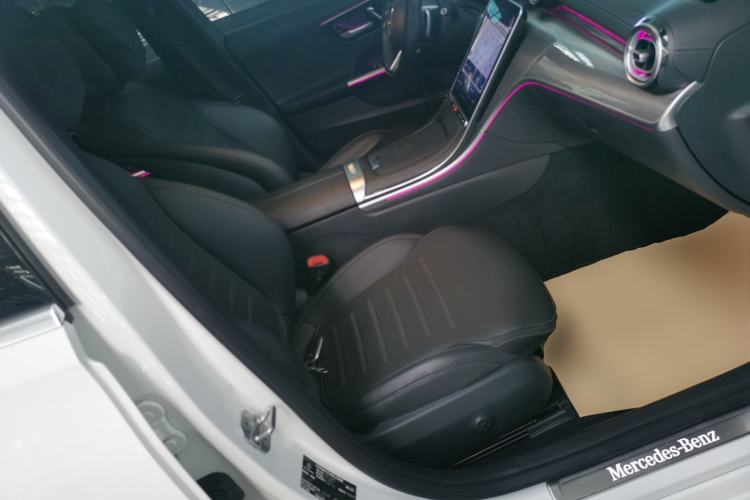 Used Mercedes-Benz C-Class 2024 Second Facelift C 260 L Sport Edition
