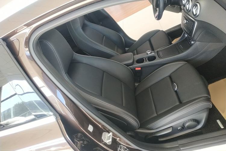 Used Mercedes-Benz GLA 2016 GLA 200 Fashion Model