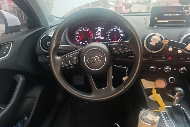 Used Audi A3 2017 Limousine 35 TFSI Fashion Model
