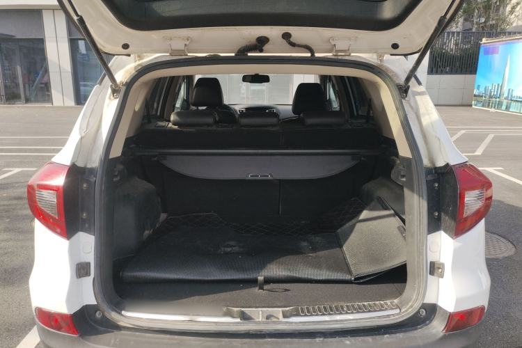 Used BYD Song 2016 1.5TI Manual Luxury Model
