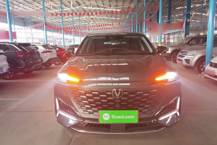 Used Changan UNI-K iDD 2024 ZhiDian iDD 1.5T 135km Smart Leading Model
