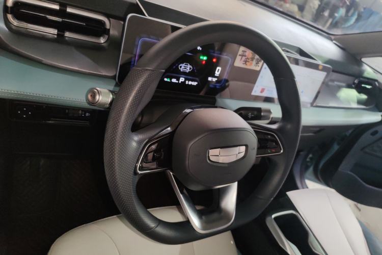 Used Geometry E Firefly 2024 301km Starlight