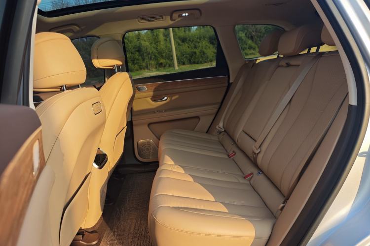 Used Hima AITO M7 2024 1.5T Rear-Drive Plus Version 5 Seats