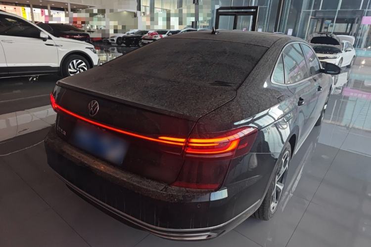 Used Volkswagen Passat 2025 Outstanding Model 380TSI Starry Dragon Edition
