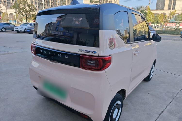 Used Wuling Hongguang MINIEV 2021 Macaron Sandwich Model 170 km Lithium Iron Phosphate
