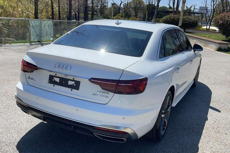 Used Audi A4L 2020 40 TFSI Luxury Dynamic Model
