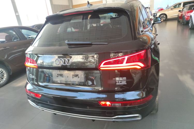 Used Audi Q5L 2020 Updated 40 TFSI Prestige Fashion Edition
