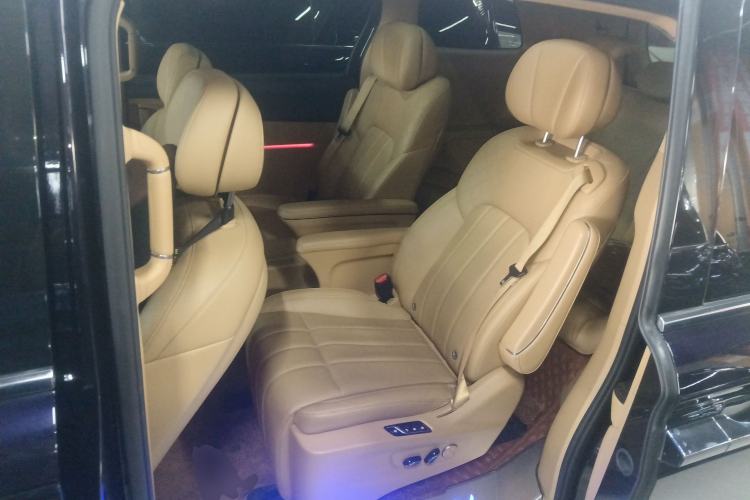 Used VOYAH Dream 2024 PHEV Extended-Range Premium Edition
