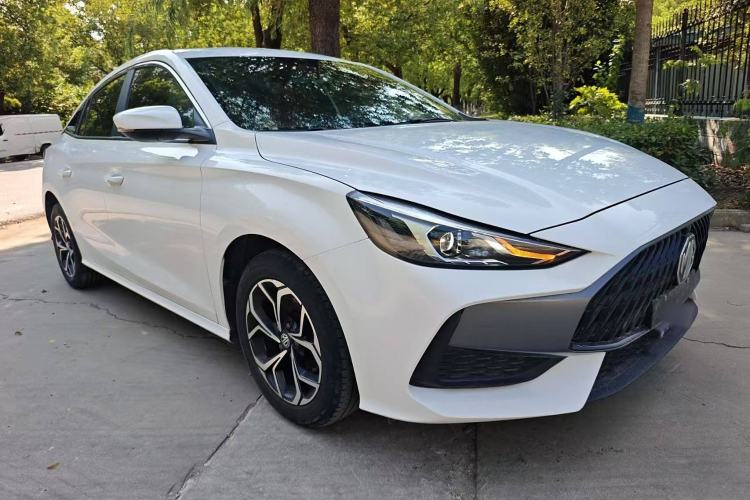 Used MG 5 2022 180 DVVT Manual Youth Luxury Edition
