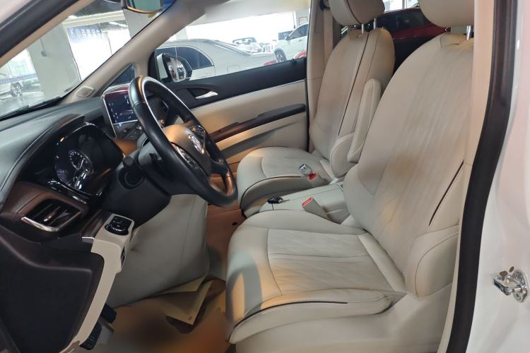 Used Buick GL8 2023 Land Executive Class 652T Luxury Model