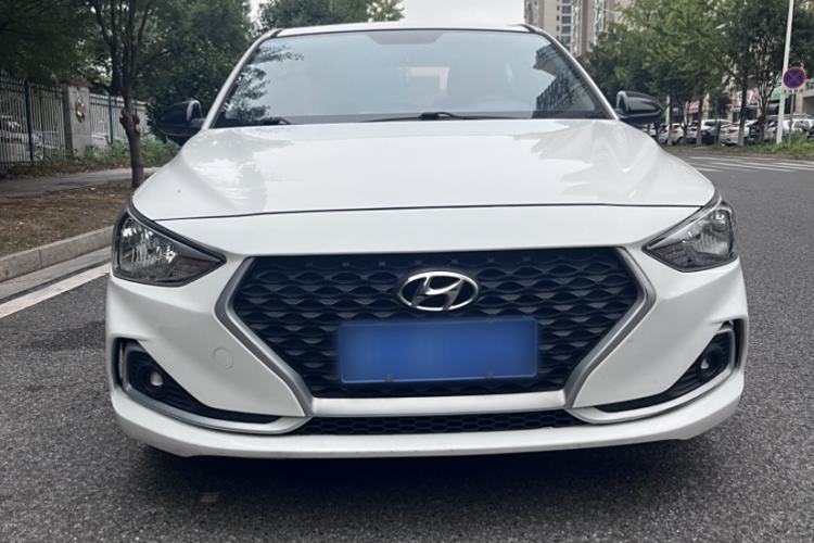 Used Hyundai Celesta 2018 1.6L Automatic GL Enjoyment Edition China VI compliant