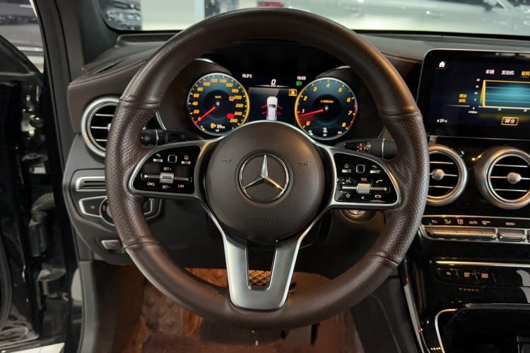 Used Mercedes-Benz GLC 2021 GLC 260 L 4MATIC Dynamic Edition