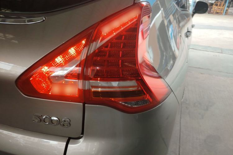 Used Peugeot 3008 2015 2.0L Automatic Trend Edition
