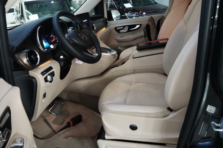 Used Mercedes-Benz V-Class 2020 V 260 L Long-wheelbase Luxury Edition