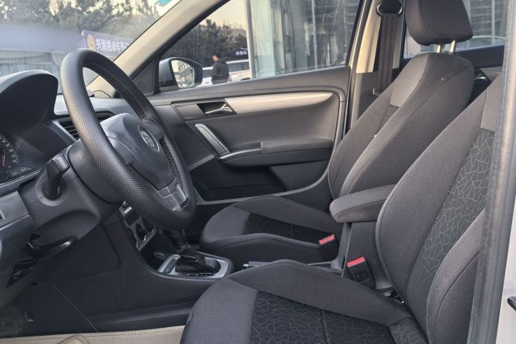 Used Volkswagen Lavida 2013 Revised Classic 1.6L Automatic Fashion Edition