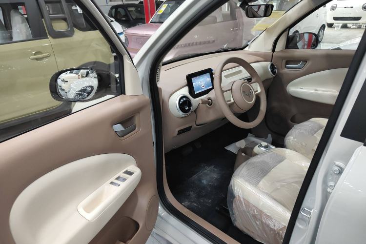 Used Wuling Hongguang MINIEV 2025 Four-Door Version Advanced Edition
