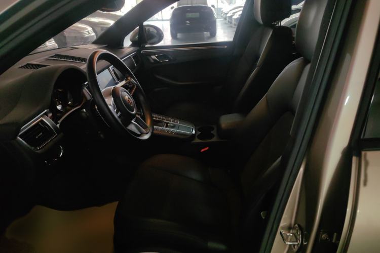 Used Porsche Macan 2017 Macan 2.0T
