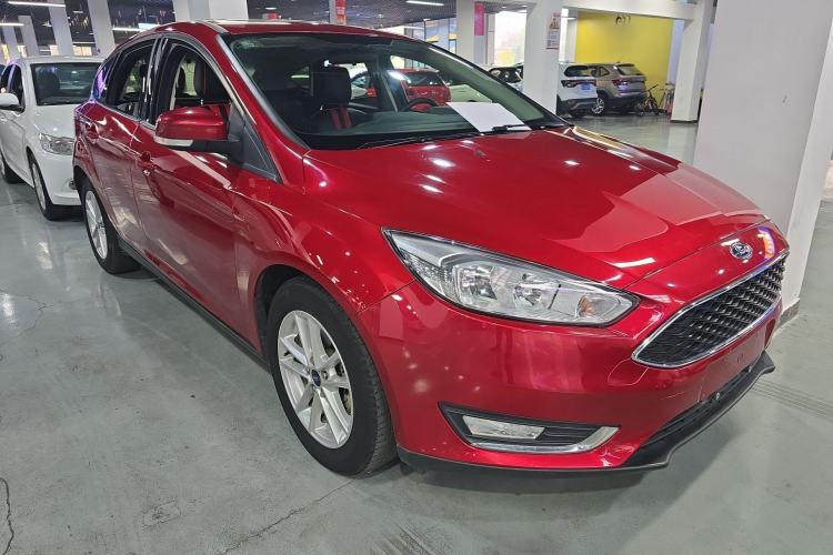 Used Ford Focus 2017 Hatchback 1.6L Automatic Fashion Edition Smart Drive Version
