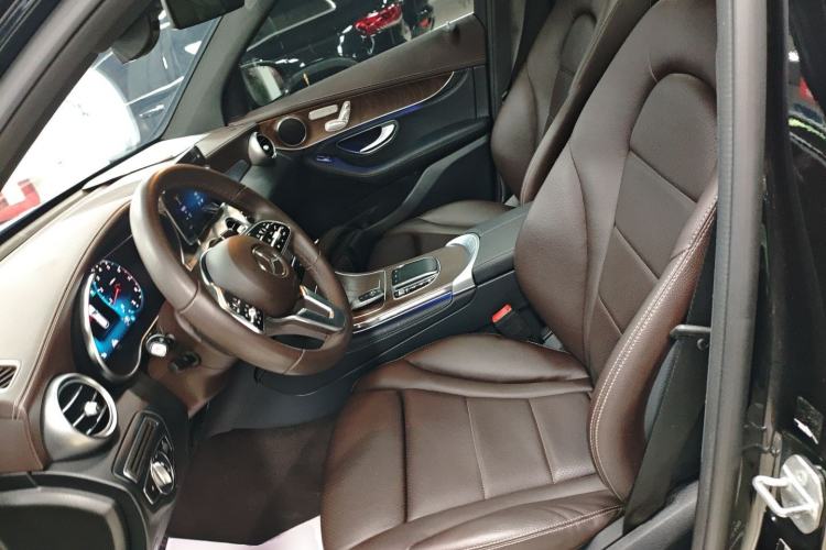 Used Mercedes-Benz GLC 2020 Facelift GLC 300 L 4MATIC Dynamic Edition
