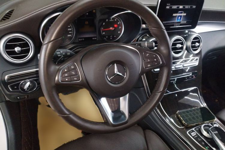 Used Mercedes-Benz GLC 2019 GLC 260 L 4MATIC Dynamic Model
