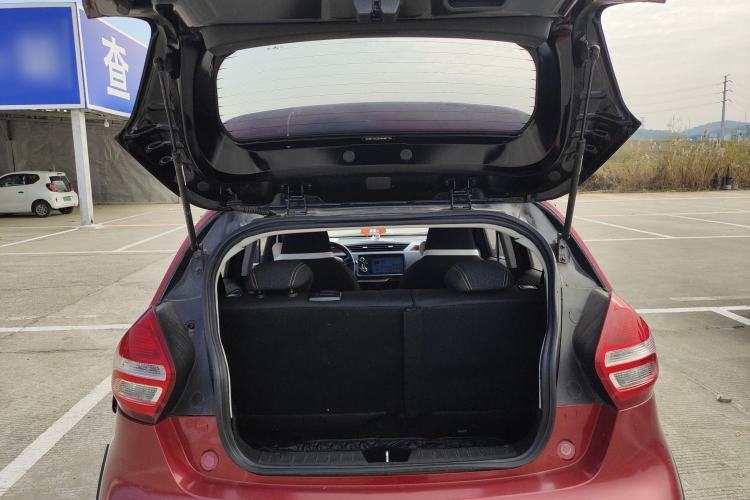 Used Geely Auto Vision X1 2017 1.3L Automatic Fun Edition
