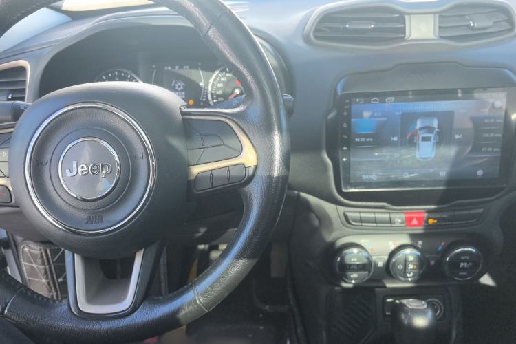 Used  Renegade 2017 180T Automatic Jingneng Edition
